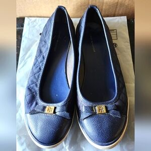 Women Tommy Hilfiger shoes size 8.5
